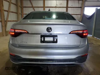 2024 Volkswagen Jetta S with VIN 3VW5M7BU2RM081318, listed as a Copart auction lot 63502205 with 27,240 mi miles and Clean title. Bid and sale history available at DreamBid. Image 6.