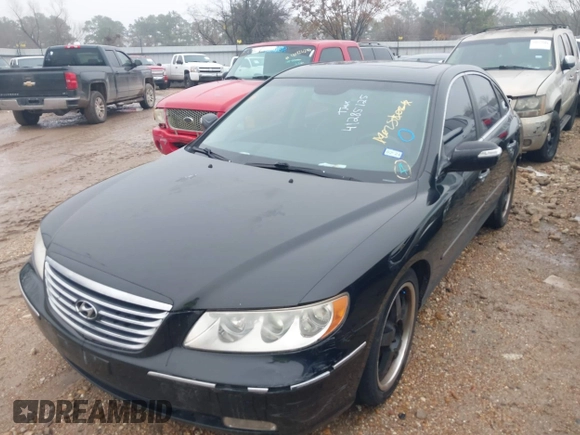 2009 Hyundai Azera Limited with VIN KMHFC46F49A392441, listed as a IAAI auction lot 41285125 with 122,613 mi miles and . Bid and sale history available at DreamBid. Image 2.
