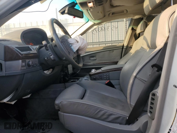 2005 BMW 7 Series 745Li with VIN WBAGN63535DS59721, listed as a Copart auction lot 45388375 with 128,329 mi miles and Salvage title. Bid and sale history available at DreamBid. Image 7.