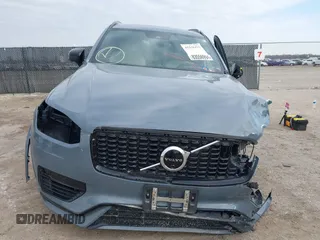 2022 Volvo XC90 R-Design with VIN YV4BR0CM8N1816644, listed as a IAAI auction lot 41558435 with 64,255 mi miles. Bid and sale history available at carsss.com. Image 13.