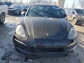 2013 Porsche Cayenne Diesel with VIN WP1AF2A26DLA38396, listed as a Copart auction lot 46488275 with 239,197 mi miles and Clean Title. Bid and sale history available at carsss.com. Image 5.