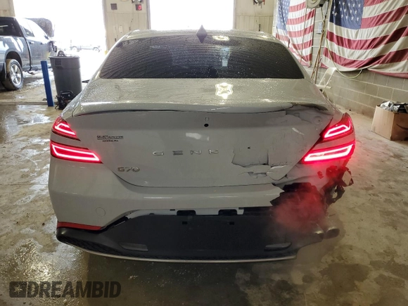 2022 Genesis G70 2.0T with VIN KMTG34TA2NU092828, listed as a Copart auction lot 47296105 with 15,737 mi miles and Salvage title. Bid and sale history available at DreamBid. Image 6.