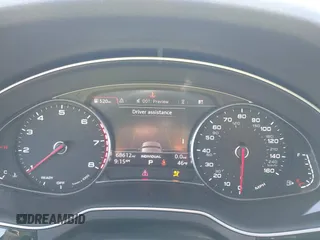 2017 Audi Q7 Premium Plus z VIN WA1LAAF78HD050275, wystawiony jako IAAI lot #41857583 z przebiegiem 68 612 mil mil oraz . Historia ofert i sprzedaży dostępna na DreamBid. Obrazek 7.