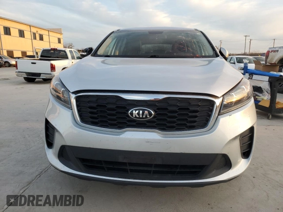 2019 Kia Sorento S with VIN 5XYPG4A52KG483418, listed as a Copart auction lot 88482865 with 193,880 mi miles and Clean Title. Bid and sale history available at DreamBid. Image 5.