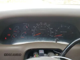 1999 Ford F-250 XL с VIN 1FTNW21F2XEB02500, выставлен на аукционе Copart как лот 54063035 с пробегом 146 564 миль миль и Списание • Salvage title. История ставок и продаж доступна на DreamBid. Изображение 9.