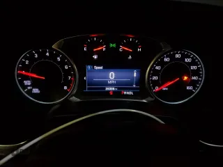 2022 Chevrolet Blazer LT z VIN 3GNKBJRS7NS145282, wystawiony jako Copart lot #43135975 z przebiegiem 28 368 mil mil oraz Szkoda całkowita • Salvage title. Historia ofert i sprzedaży dostępna na DreamBid. Obrazek 9.