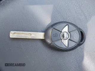 2006 MINI Hardtop S с VIN WMWRE33586TN27239, выставлен на аукционе IAAI как лот 42775957 с пробегом 165 133 миль миль и . История ставок и продаж доступна на DreamBid. Изображение 11.