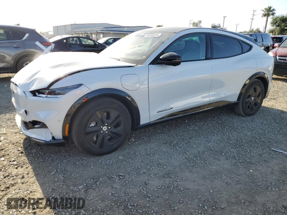 2023 Ford Mustang Mach-E California Route 1 z VIN 3FMTK2SU4PMA73541, wystawiony jako Copart lot #54840825 z przebiegiem 7 285 mil mil oraz Szkoda całkowita • Salvage title. Historia ofert i sprzedaży dostępna na DreamBid. Obrazek 1.
