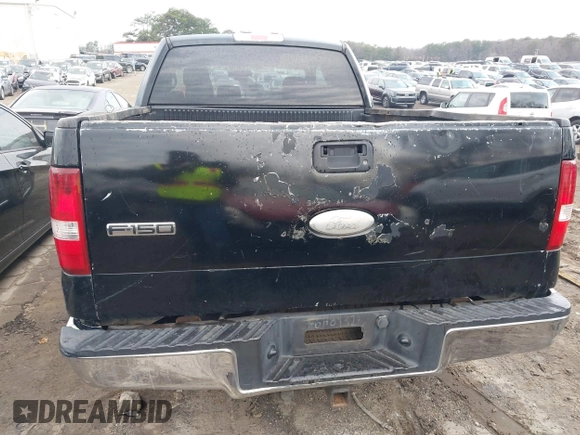 2006 Ford F-150 XL with VIN 1FTPX12V86NB81286, listed as a IAAI auction lot 41401439 with 282,561 mi miles. Bid and sale history available at carsss.com. Image 6.