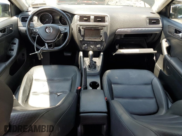 2015 Volkswagen Jetta SE with VIN 3VWD17AJ4FM329172, listed as a Copart auction lot 64143375 with 102,634 mi miles and Clean title. Bid and sale history available at DreamBid. Image 8.