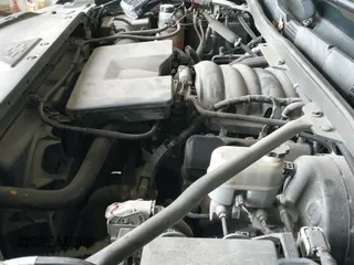 2014 Chevrolet Silverado 1500 Work Truck z VIN 1GCVKPEH0EZ147414, wystawiony jako IAAI lot #42703605 z przebiegiem 167 426 mil mil oraz . Historia ofert i sprzedaży dostępna na DreamBid. Obrazek 19.