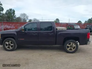 2008 Chevrolet Silverado 1500 LTZ with VIN 2GCEC13Y281121522, listed as a IAAI auction lot 41636172 with 274,769 mi miles. Bid and sale history available at carsss.com. Image 14.
