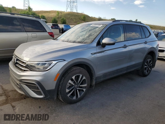 2023 Volkswagen Tiguan S with VIN 3VVFB7AX0PM086699, listed as a Copart auction lot 62885184 with 5,694 mi miles and Salvage title. Bid and sale history available at DreamBid. Image 1.