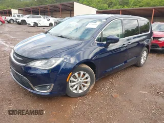 2018 Chrysler Pacifica Touring Plus with VIN 2C4RC1FG9JR261689, listed as a IAAI auction lot 42261105 with 66,622 mi miles and . Bid and sale history available at DreamBid. Image 17.