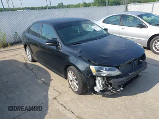 2012 Volkswagen Jetta SE with VIN 3VWDX7AJ4CM061850, listed as a IAAI auction lot 42564886 with 234,129 mi miles and . Bid and sale history available at DreamBid. Image 1.