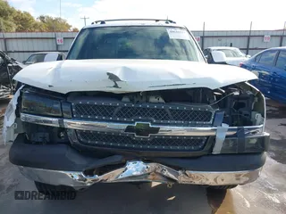 2005 Chevrolet Avalanche LS z VIN 3GNEC12Z45G252651, wystawiony jako IAAI lot #40645577 z przebiegiem 226 059 mil mil oraz . Historia ofert i sprzedaży dostępna na DreamBid. Obrazek 12.
