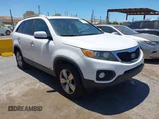 2013 Kia Sorento EX with VIN 5XYKUDA64DG370245, listed as a IAAI auction lot 42688504 with 172,060 mi miles and . Bid and sale history available at DreamBid. Image 1.