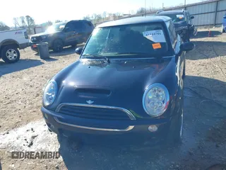 2006 MINI Hardtop S with VIN WMWRE33546TJ34712, listed as a IAAI auction lot 41144701 with 230,006 mi miles and . Bid and sale history available at DreamBid. Image 12.