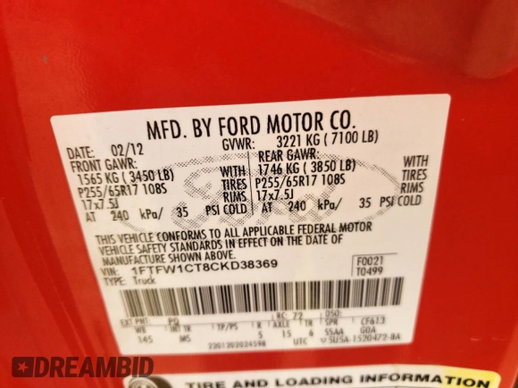 2012 Ford F-150 XL z VIN 1FTFW1CT8CKD38369, wystawiony jako Copart lot #56961895 z przebiegiem 245 016 mil mil oraz Szkody całkowita. Historia ofert i sprzedaży dostępna na DreamBid. Obrazek 12.