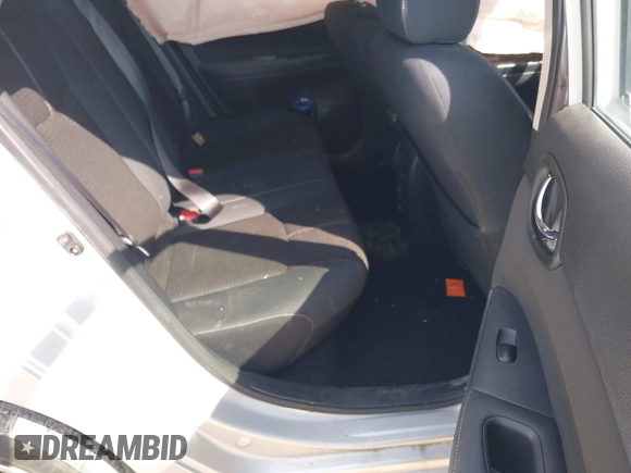 2017 Nissan Sentra SR z VIN 3N1AB7AP4HY303578, wystawiony jako IAAI lot #42151668 z przebiegiem 75 885 mil mil oraz . Historia ofert i sprzedaży dostępna na DreamBid. Obrazek 8.