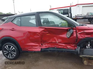 2018 Nissan Kicks S with VIN 3N1CP5CU7JL501916, listed as a IAAI auction lot 42287382 with 55,570 mi miles and . Bid and sale history available at DreamBid. Image 13.