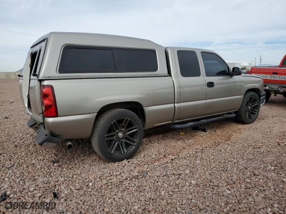 2003 Chevrolet Silverado 1500 LS with VIN 2GCEC19X731353301, listed as a Copart auction lot 48940725 with 147,407 mi miles and Salvage Title. Bid and sale history available at carsss.com. Image 3.