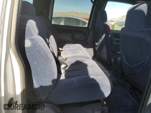 1999 GMC Suburban with VIN 3GKEC16R6XG538009, listed as a Copart auction lot 87112424 with 220,487 mi miles and Clean Title. Bid and sale history available at DreamBid. Image 11.