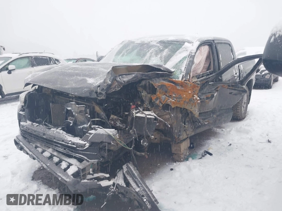 2019 Toyota Tacoma SR z VIN 3TMCZ5AN6KM283675, wystawiony jako IAAI lot #41245232 z przebiegiem 35 337 mil mil oraz . Historia ofert i sprzedaży dostępna na DreamBid. Obrazek 2.
