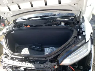 2018 Tesla Model X 75D with VIN 5YJXCAE23JF091452, listed as a Copart auction lot 43819833 with 57,592 mi miles. Bid and sale history available at carsss.com. Image 12.