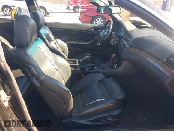 2004 BMW 3 Series 325Ci с VIN WBABV13464JT21200, выставлен на аукционе IAAI как лот 41637957 с пробегом 301 778 миль миль и . История ставок и продаж доступна на DreamBid. Изображение 5.