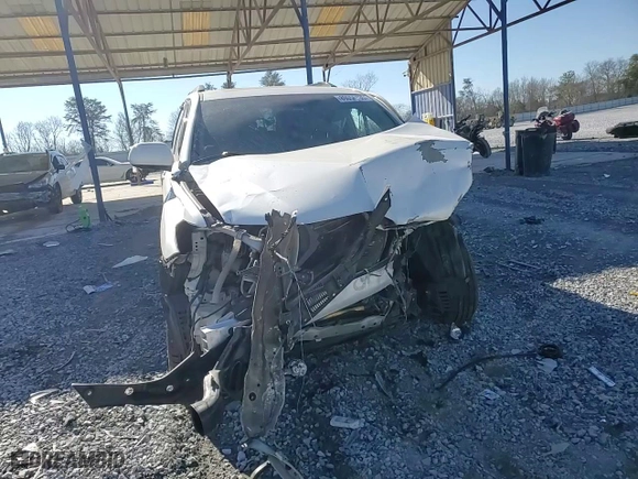 2013 Toyota Highlander with VIN 5TDZK3EH3DS122842, listed as a Copart auction lot 43451885 with 180,835 mi miles and Non Repairable. Bid and sale history available at carsss.com. Image 12.