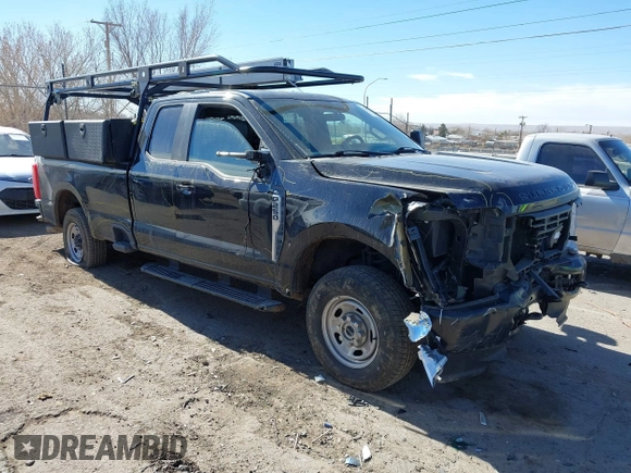2023 Ford F-250 XL with VIN 1FT7X2BA0PEC77885, listed as a IAAI auction lot 41467085 with 36,280 mi miles and . Bid and sale history available at DreamBid. Image 1.