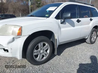 2007 Mitsubishi Endeavor LS with VIN 4A4MM21S87E080140, listed as a IAAI auction lot 41715165 with 241,401 mi miles. Bid and sale history available at carsss.com. Image 6.
