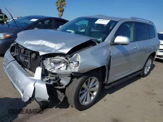 2008 Toyota Highlander Hybrid with VIN JTEEW41AX82008556, listed as a IAAI auction lot 41409295 with 201,687 mi miles. Bid and sale history available at carsss.com. Image 18.