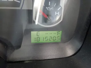 2006 Ford F-150 XLT с VIN 1FTPW12576KB63656, выставлен на аукционе IAAI как лот 42244873 с пробегом 181 520 миль миль и . История ставок и продаж доступна на DreamBid. Изображение 15.