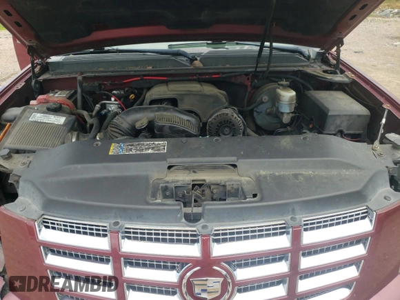 2008 Cadillac Escalade EXT z VIN 3GYFK62838G265085, wystawiony jako Copart lot #56725275 z przebiegiem 214 913 mil mil oraz Czysty tytuł • Clean title. Historia ofert i sprzedaży dostępna na DreamBid. Obrazek 11.