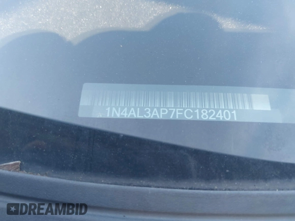 2015 Nissan Altima 2.5 S with VIN 1N4AL3AP7FC182401, listed as a IAAI auction lot 42110825 with 153,568 mi miles. Bid and sale history available at carsss.com. Image 9.