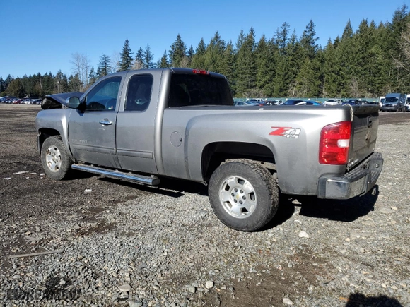 2012 Chevrolet Silverado 1500 LT with VIN 1GCRKSE72CZ322089, listed as a Copart auction lot 44992265 with 173,770 mi miles and Salvage Title. Bid and sale history available at carsss.com. Image 2.