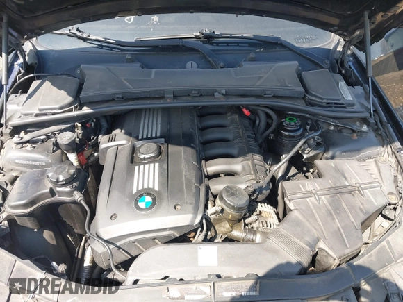 2008 BMW 3 Series 328xi z VIN WBAWC33578PD09140, wystawiony jako IAAI lot #42098531 z przebiegiem Nie podano mil oraz . Historia ofert i sprzedaży dostępna na DreamBid. Obrazek 10.