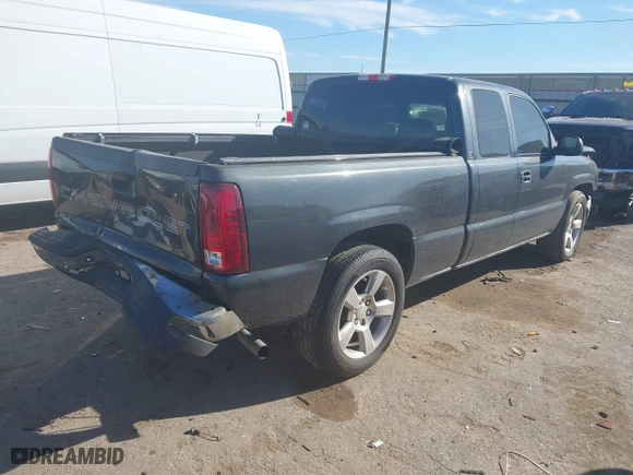 2003 Chevrolet Silverado 1500 LS with VIN 2GCEC19X431138524, listed as a IAAI auction lot 41729057 with 295,394 mi miles. Bid and sale history available at carsss.com. Image 4.