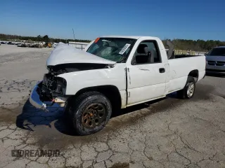 2005 GMC Sierra 1500 Work Truck z VIN 1GTEC14V35Z218526, wystawiony jako Copart lot #48959935 z przebiegiem Nie podano mil oraz Nie do naprawy • Non repairable. Historia ofert i sprzedaży dostępna na DreamBid. Obrazek 1.