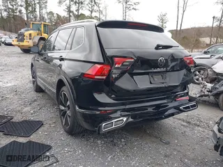 2022 Volkswagen Tiguan SEL R-Line with VIN 3VV4B7AX0NM177167, listed as a IAAI auction lot 41244023 with 16,312 mi miles. Bid and sale history available at carsss.com. Image 3.