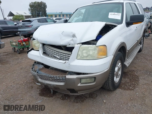 2004 Ford Expedition Eddie Bauer z VIN 1FMFU17L14LA32802, wystawiony jako IAAI lot #42409552 z przebiegiem 243 614 mil mil oraz . Historia ofert i sprzedaży dostępna na DreamBid. Obrazek 6.