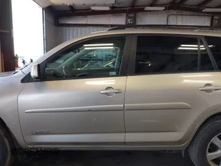 2007 Toyota RAV4 Limited with VIN JTMBK31V376020183, listed as a IAAI auction lot 42336174 with 193,837 mi miles and . Bid and sale history available at DreamBid. Image 15.