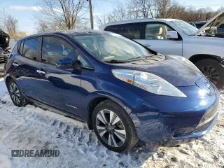 2017 Nissan LEAF S with VIN 1N4BZ0CP8HC305639, listed as a Copart auction lot 42585895 with 21,897 mi miles and Salvage Title. Bid and sale history available at carsss.com. Image 4.