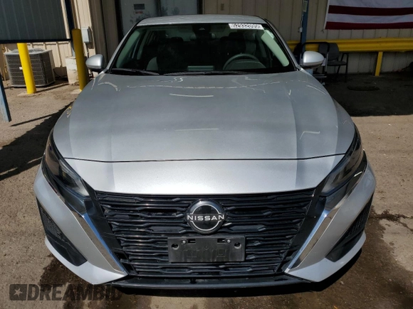 2023 Nissan Altima S with VIN 1N4BL4BVXPN385697, listed as a Copart auction lot 52932095 with 65,632 mi miles and Salvage Title. Bid and sale history available at DreamBid. Image 5.
