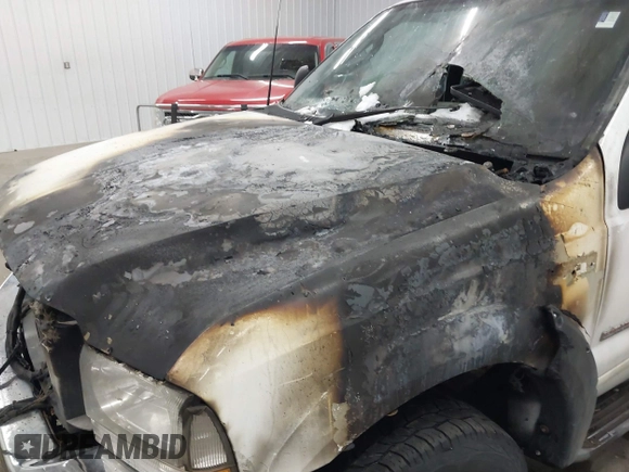 2003 Ford F-350 XL with VIN 1FTSX31P63EC69743, listed as a IAAI auction lot 41138368 with Not Provided miles and . Bid and sale history available at DreamBid. Image 12.