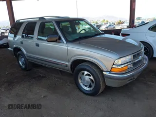 2001 Chevrolet Blazer LT with VIN 1GNDT13W31K152009, listed as a IAAI auction lot 42711162 with 149,275 mi miles and . Bid and sale history available at DreamBid. Image 1.