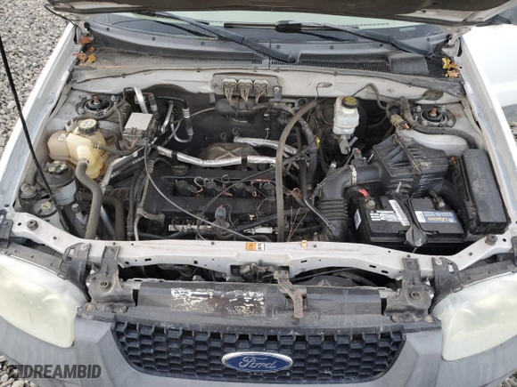 2007 Ford Escape XLS with VIN 1FMYU92Z37KA03346, listed as a Copart auction lot 84207824 with 181,969 mi miles and Clean Title. Bid and sale history available at carsss.com. Image 11.
