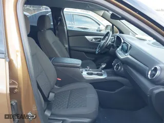 2019 Chevrolet Blazer with VIN 3GNKBBRA0KS600062, listed as a IAAI auction lot 41224797 with 24,588 mi miles. Bid and sale history available at carsss.com. Image 5.